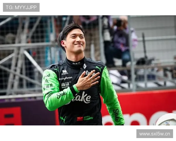 周冠宇与周杰伦墨尔本再聚迎F1揭幕战