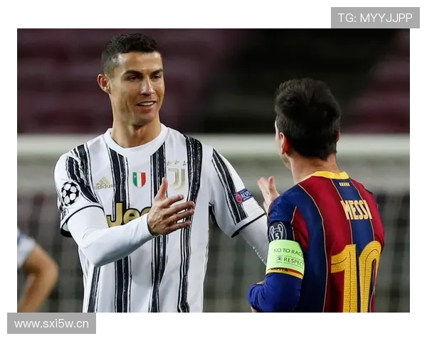 哈兰德帽子戏法后拿球 留言调侃怪胎